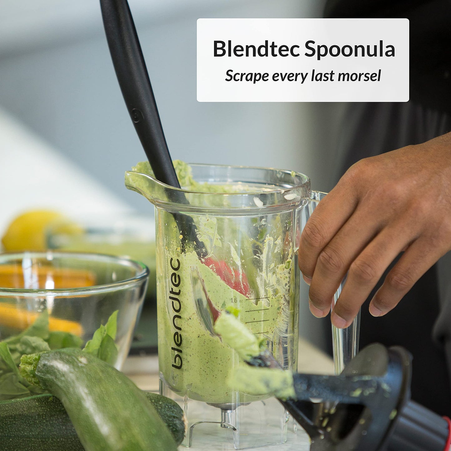 Liquidificador Blendtec Classic 575 com Jarra WildSide+ 2,8L e Espátula (Branco)