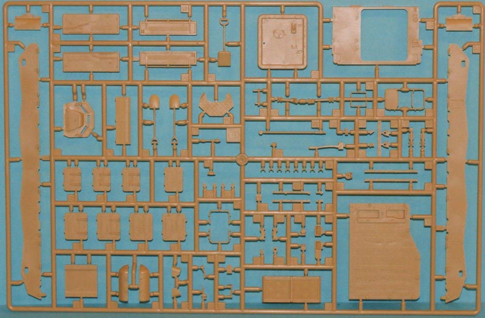 Academy CV-9040B Chameleon 1/35 - Modelo de Veículo Militar