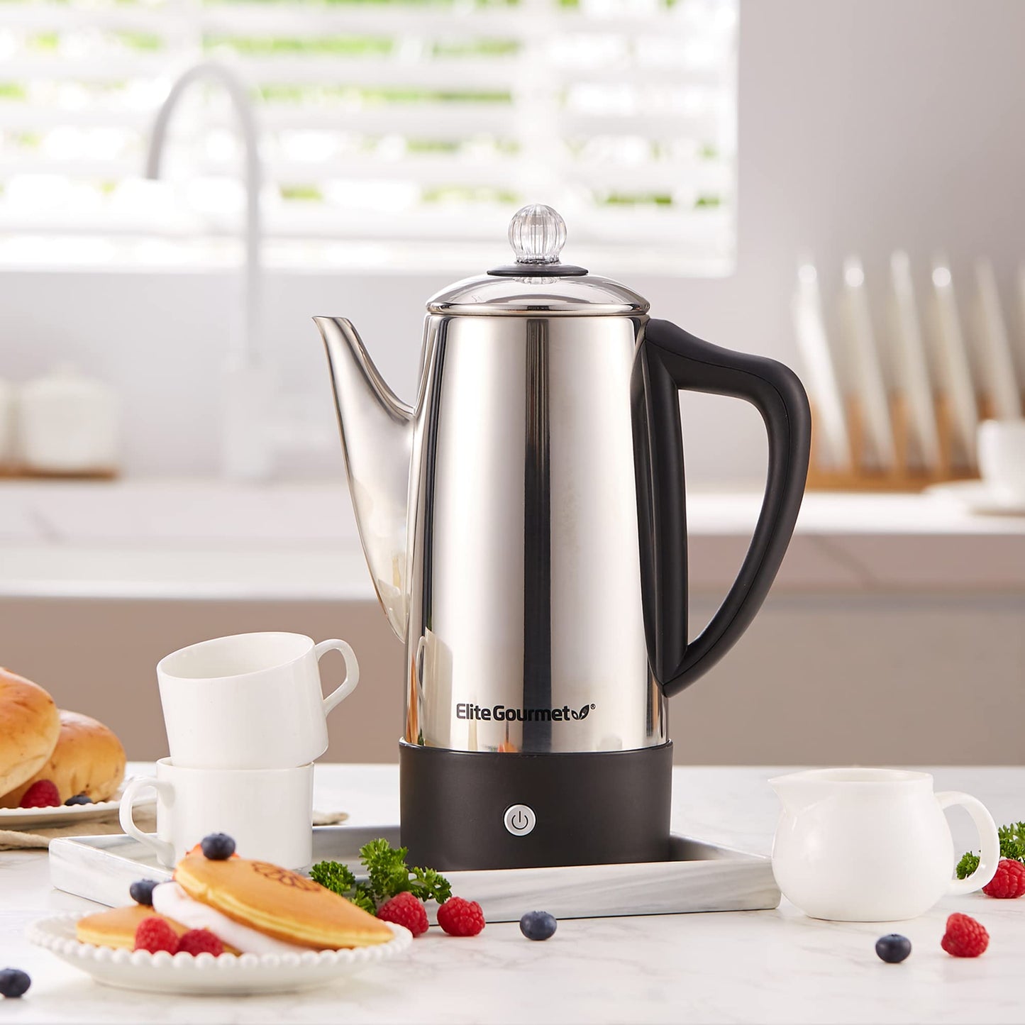 Elite Gourmet EC812 Cafeteira Elétrica Percoladora 12 Xícaras - Inox com Knob de Plástico